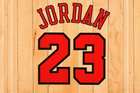 前中超外援宣布破产！曾效力山东泰山6年狂赚3.3亿，现在已成负翁