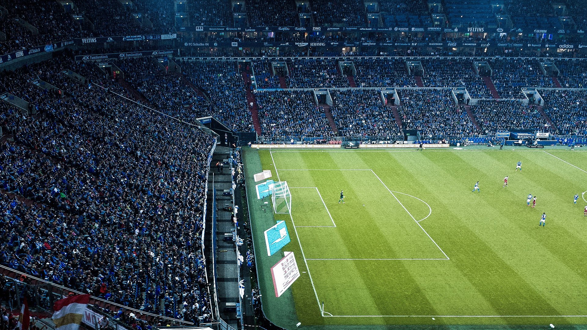 德甲战术千变万化：精彩不断，火花四溅！，德甲榜首大战